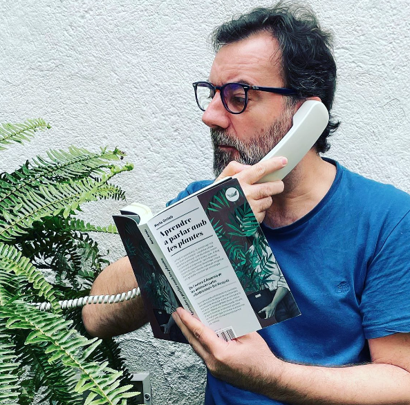 Aprendre a parlar amb les&nbsp;plantes